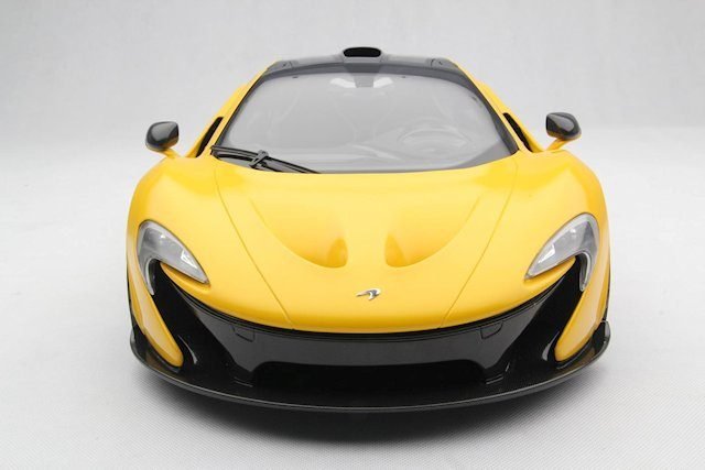 McLaren P Front